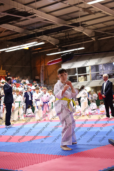 10280