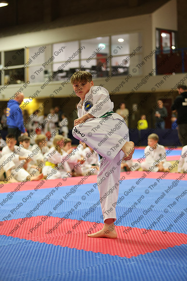 5699