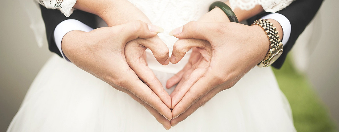 heart 1800 x 700